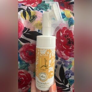 Mocallure Yara Tous Inspired Cleansing Mousse